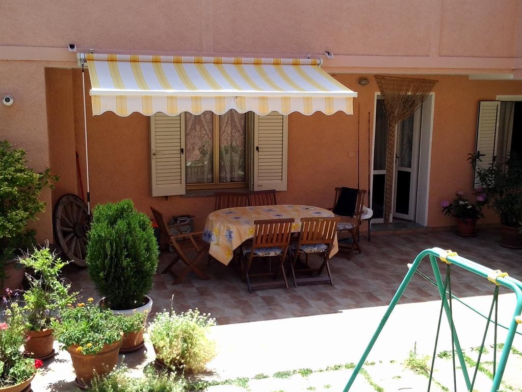 Corte Mannoni Porto Pozzo Exterior photo